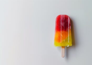 panadaya ice lolly plain background photography cfa8a617 8651 412a 8259 89cdd377e21a